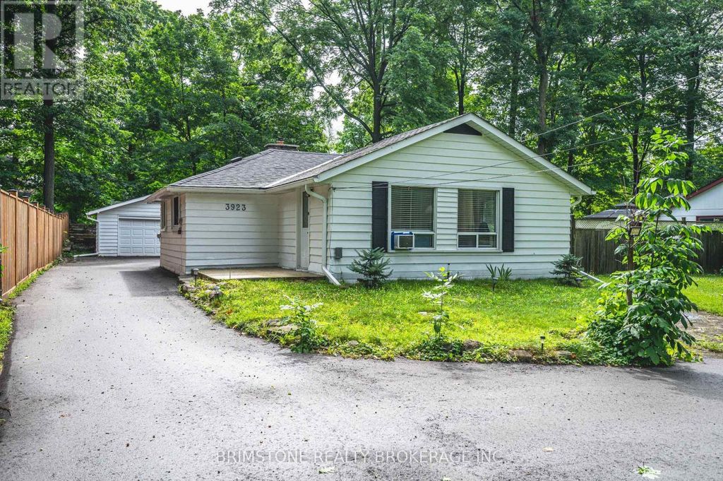 3923 Algonquin Avenue, Innisfil
