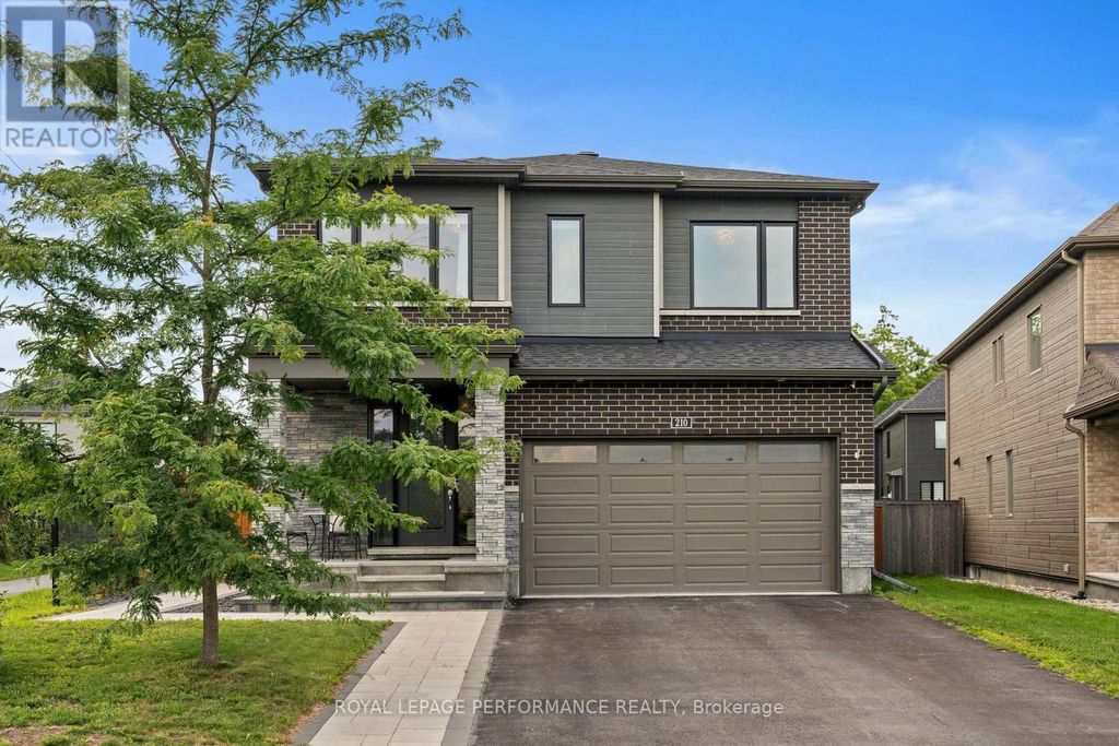 210 Spindrift Circle, Ottawa