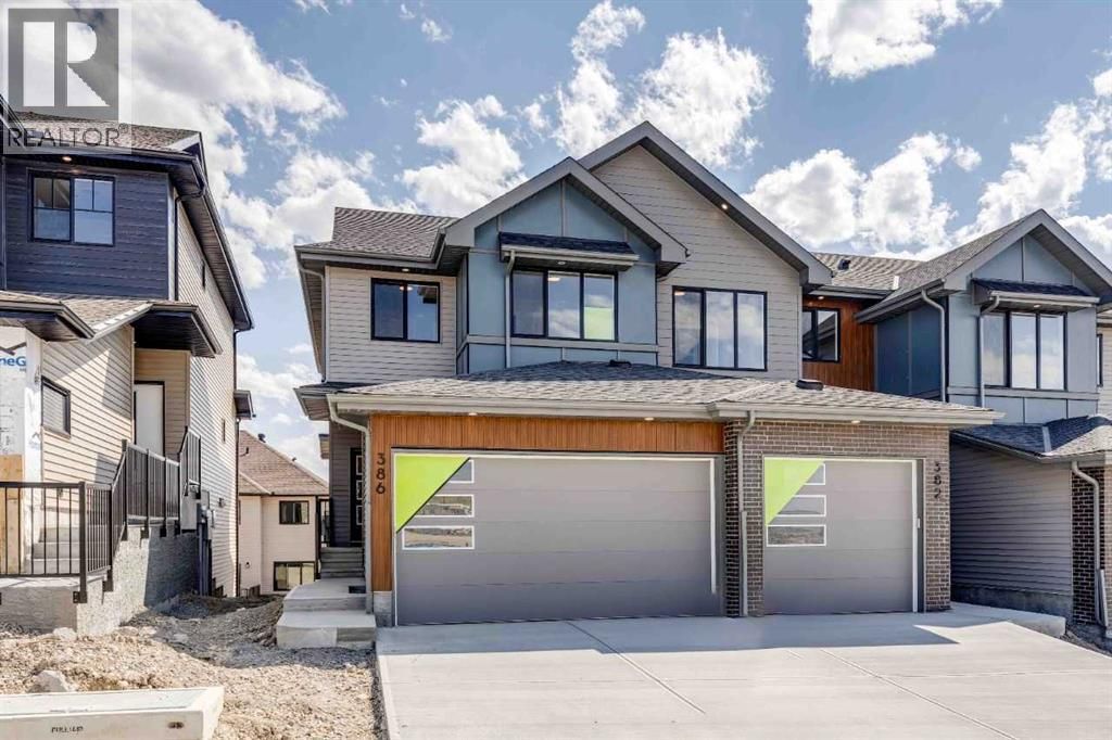 386 Heritage Boulevard, Cochrane