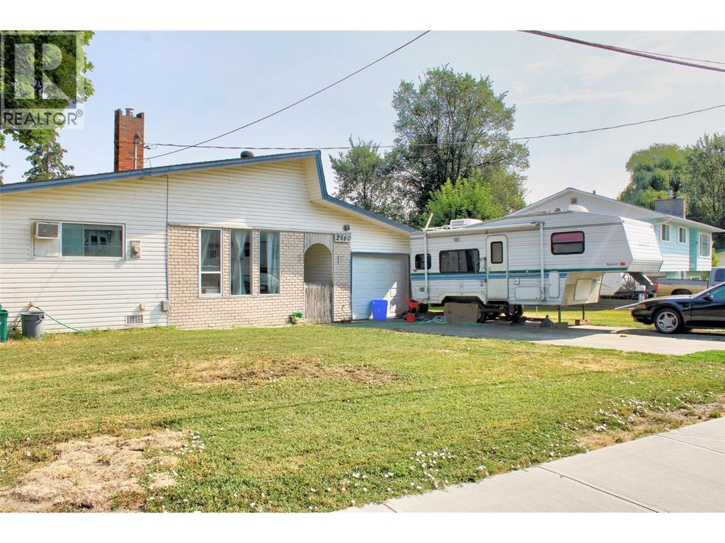 2860 Willowdale Drive, Armstrong