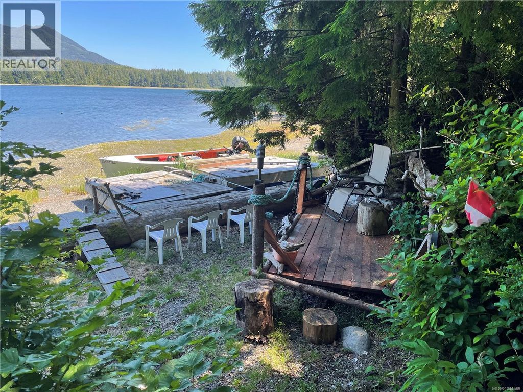 Lot 5 Kvarno Island, Ucluelet
