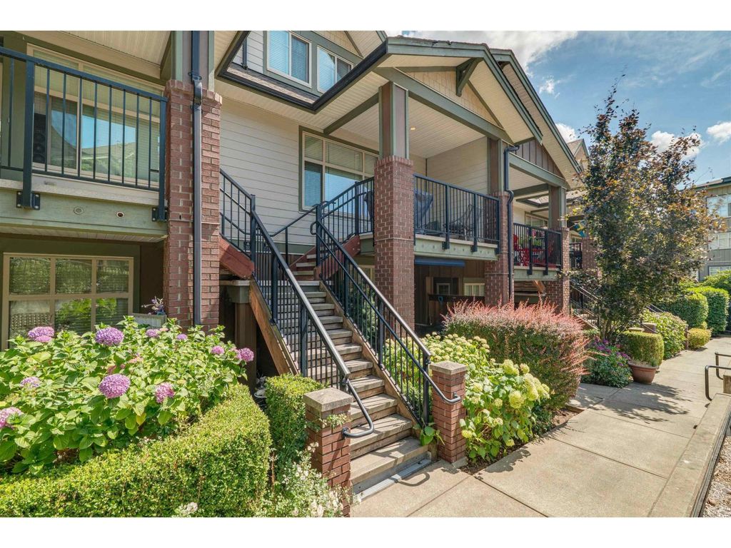 208 6655 192 Street, Surrey
