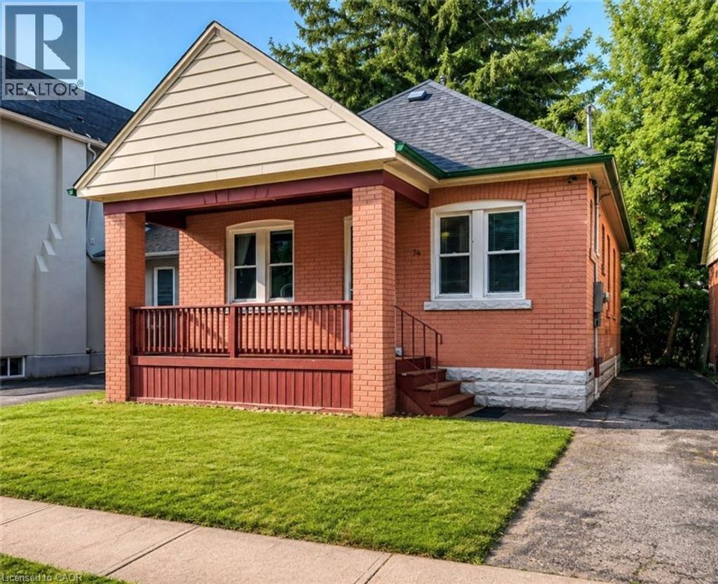 74 Royal Avenue, Hamilton