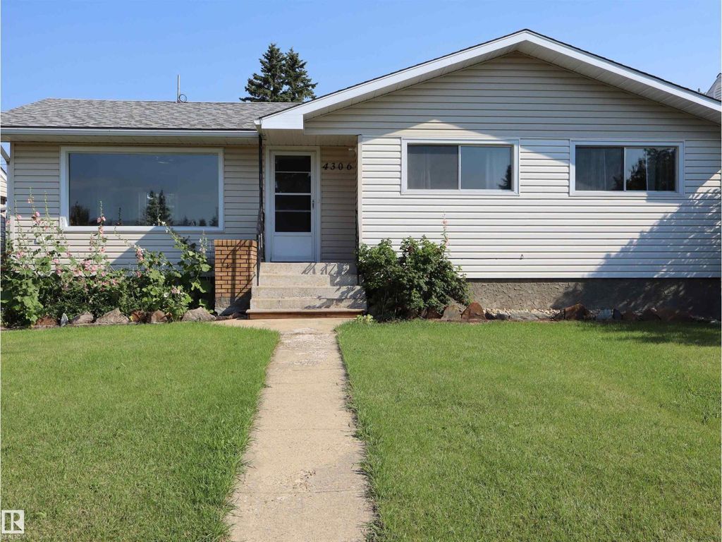 4306 - 55 Ave, Barrhead
