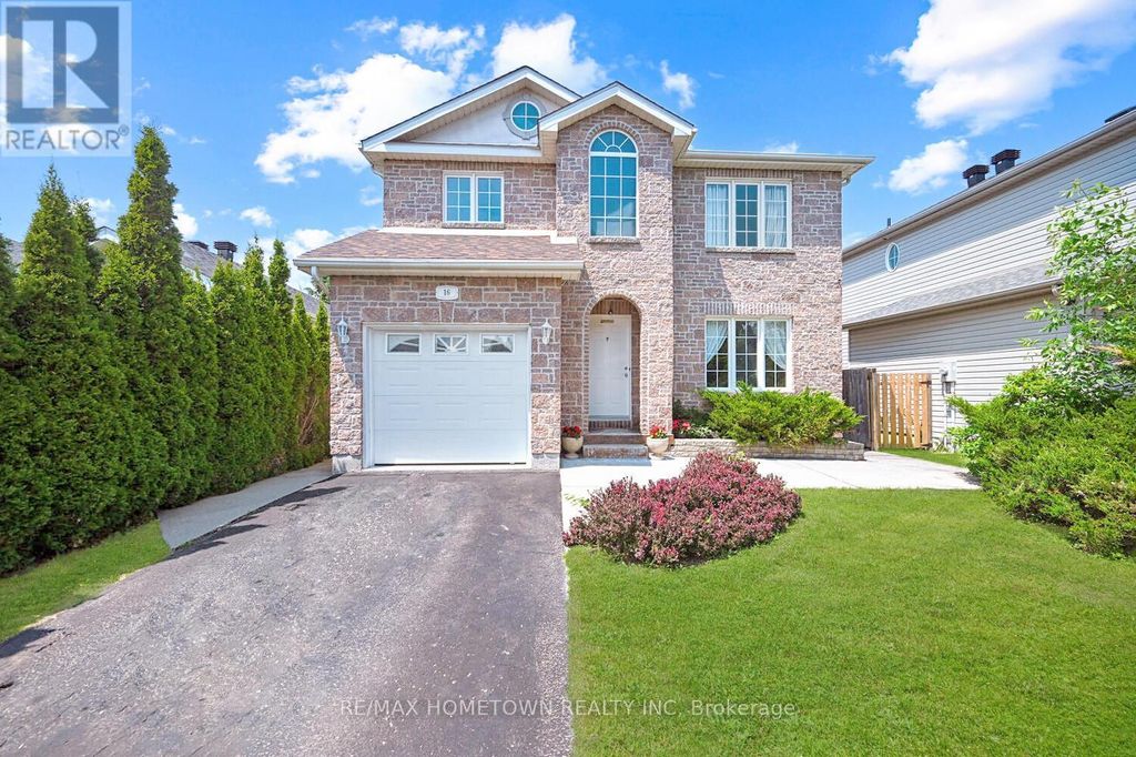 16 Regency Place, Brockville