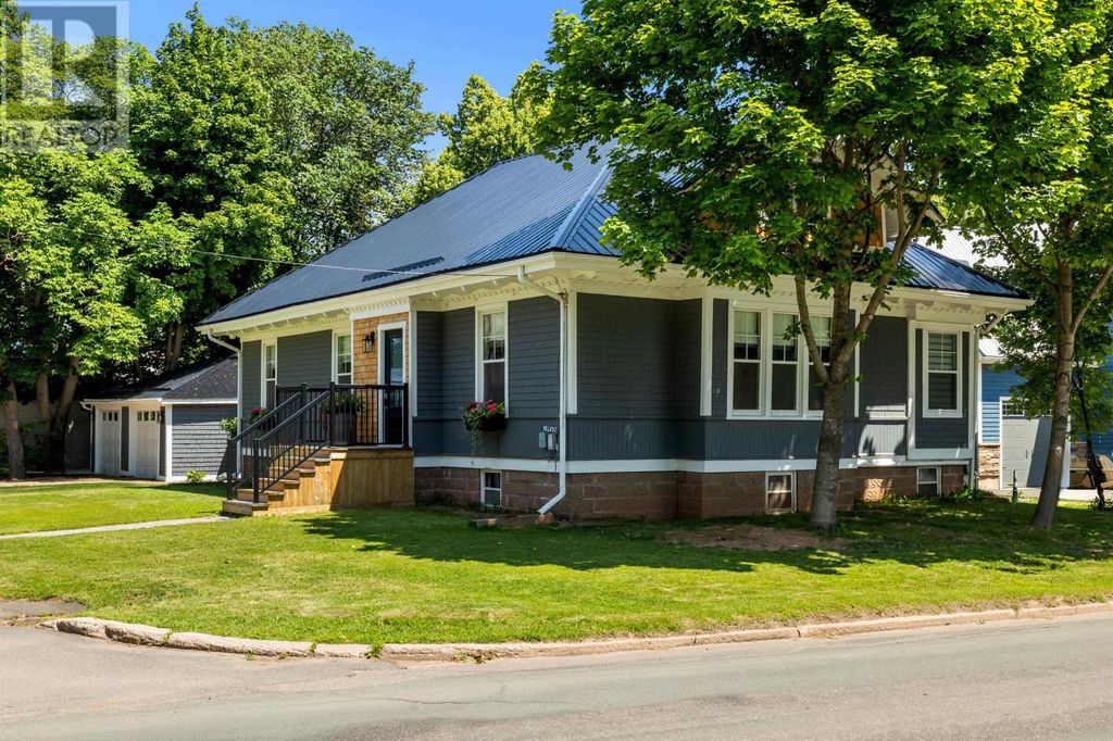 20 North River Road, Charlottetown