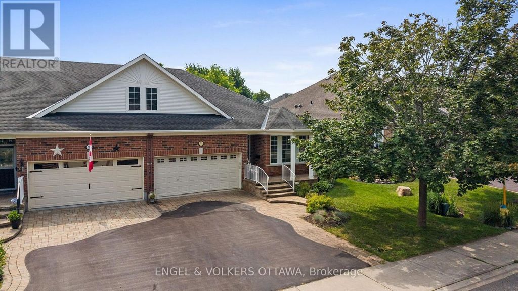 205 Cairnsmore Circle, Ottawa