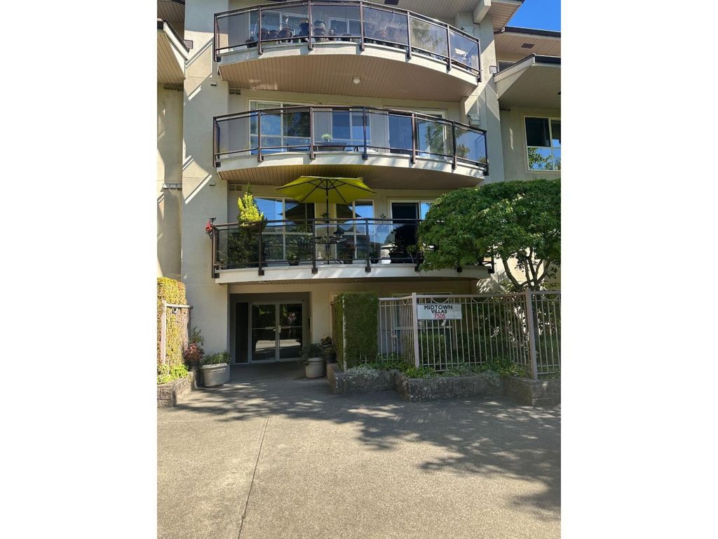 212 7505 138 Street, Surrey