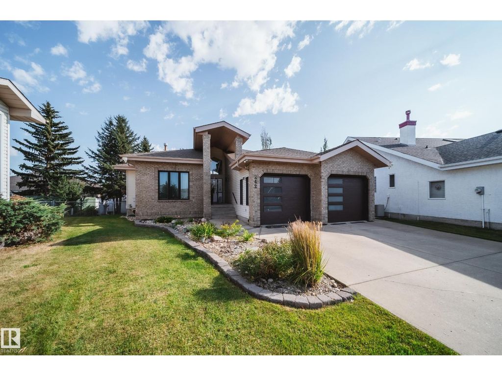 242 Running Creek Ln Nw, Edmonton