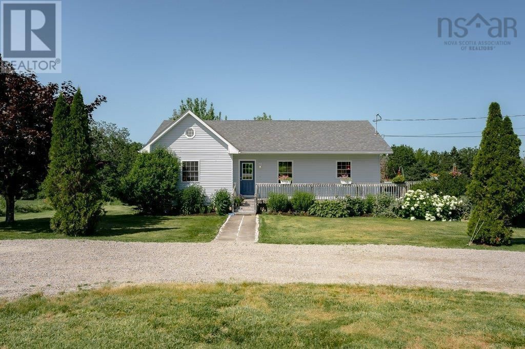 349 Highway 14, Robinsons Corner