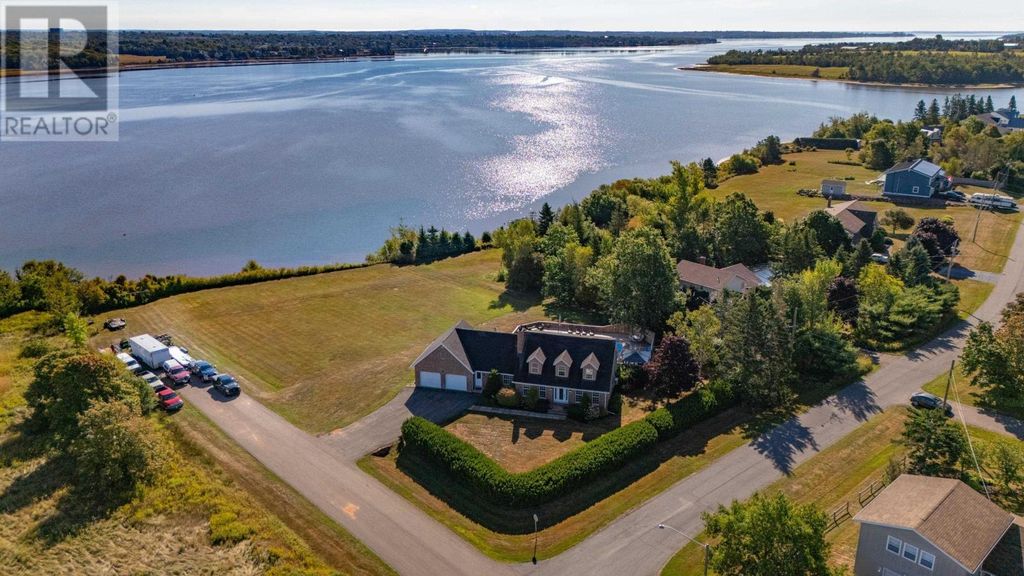 138 Cathy Drive, Cornwall