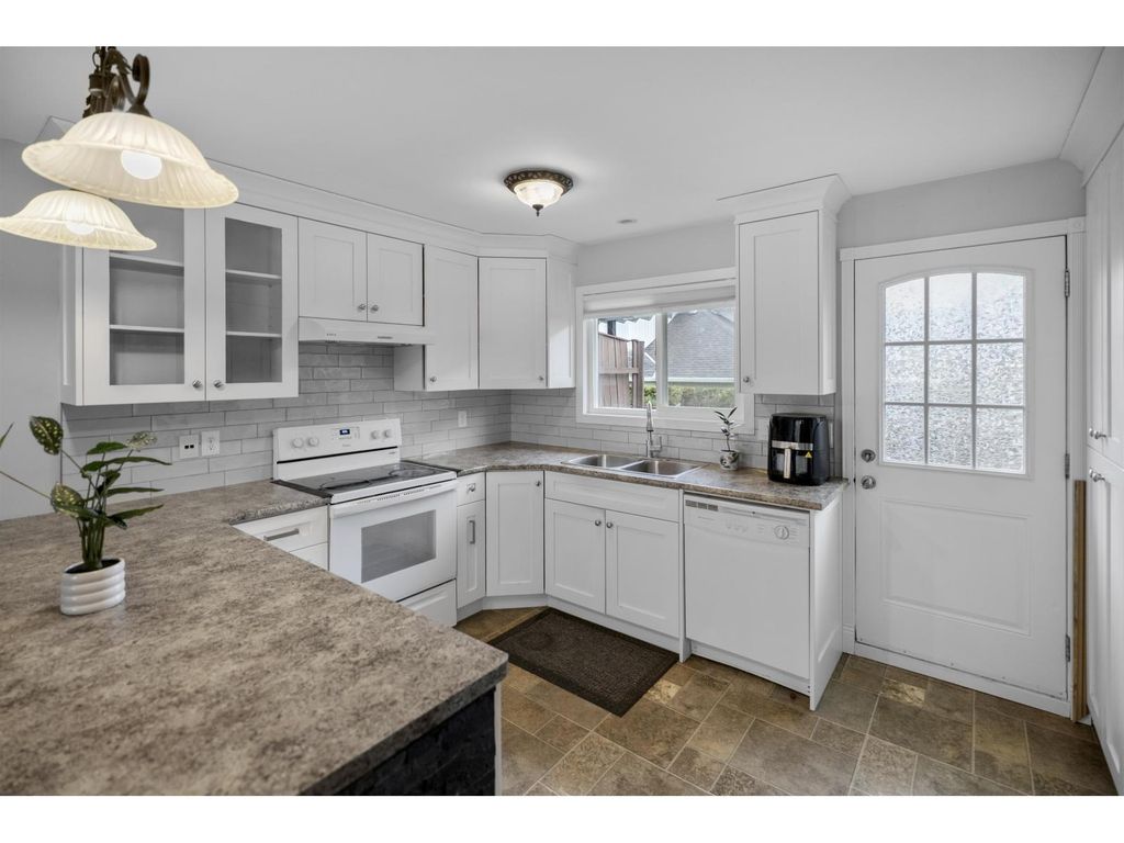 A 46538 Rolinde Crescent|chilliwack Proper South, Chilliwack