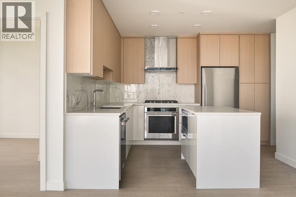 2103 699 Whiting Way, Coquitlam
