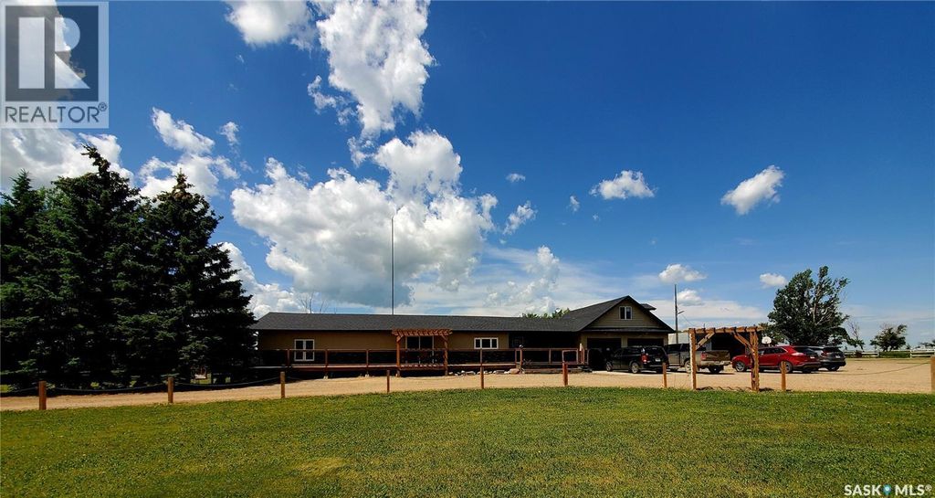 Neville Acreage, Neville