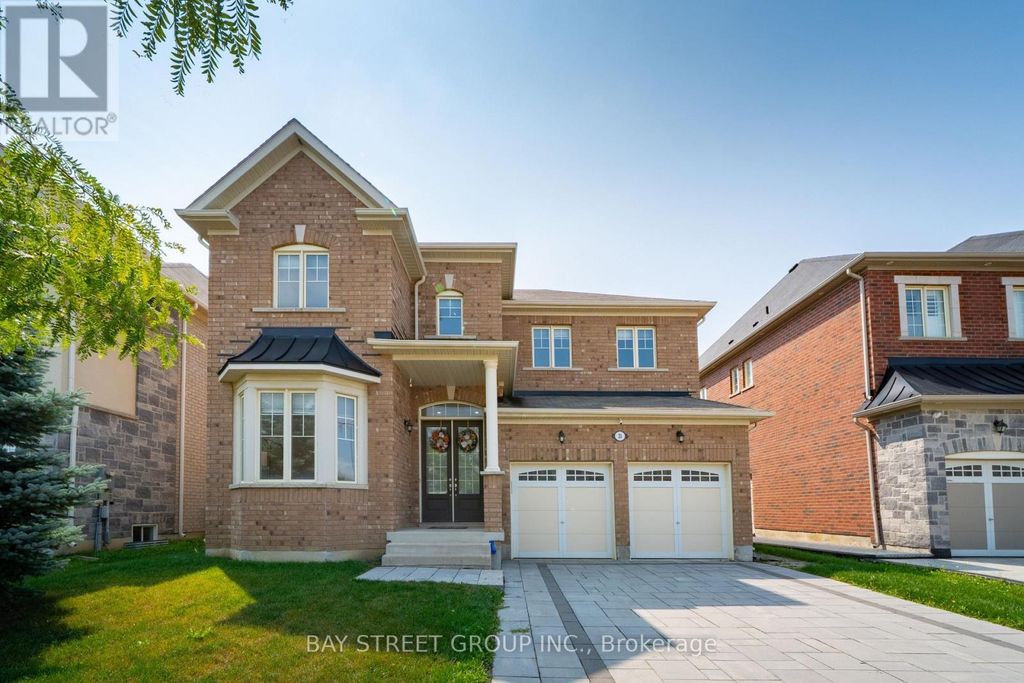 31 Woodgate Pines Drive, Vaughan (kleinburg)