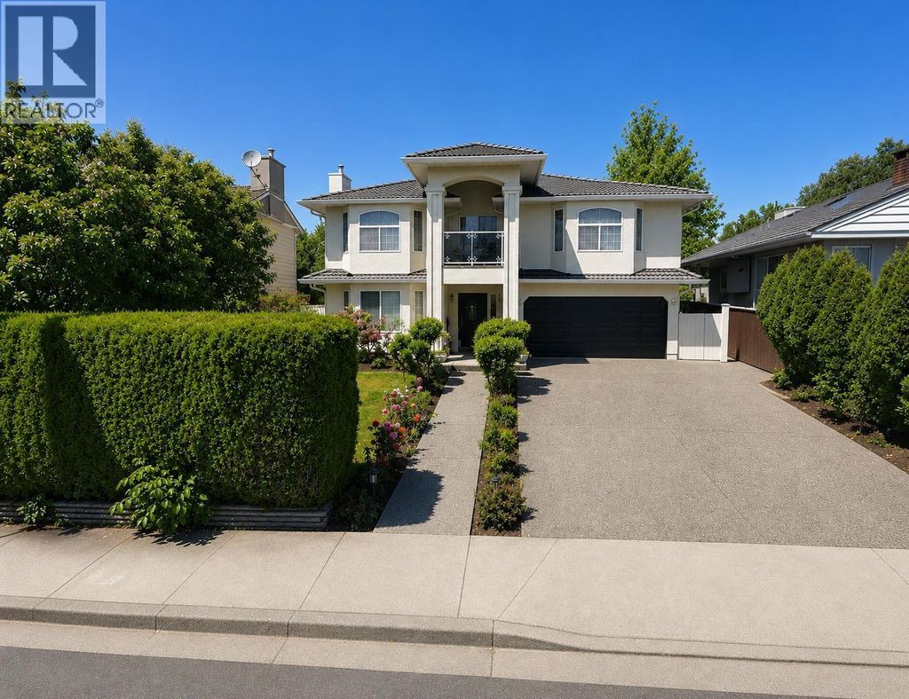 2011 Seventh Avenue, New Westminster