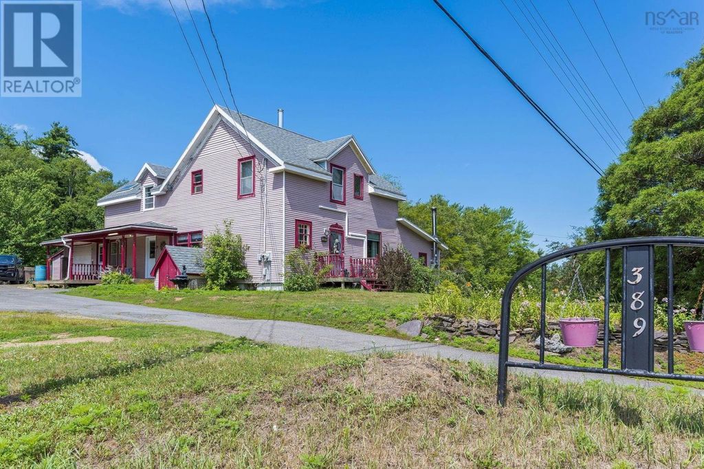 389 Bentley Road, Rockland
