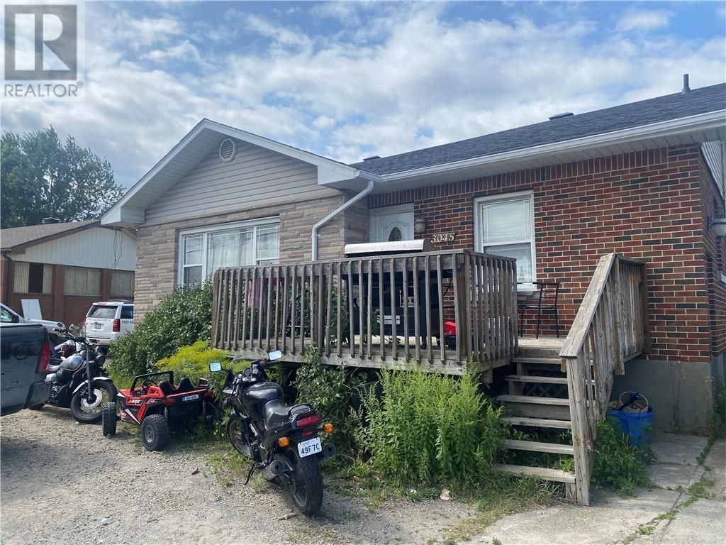 3045 Falconbridge Highway Unit# Main Floor, Garson
