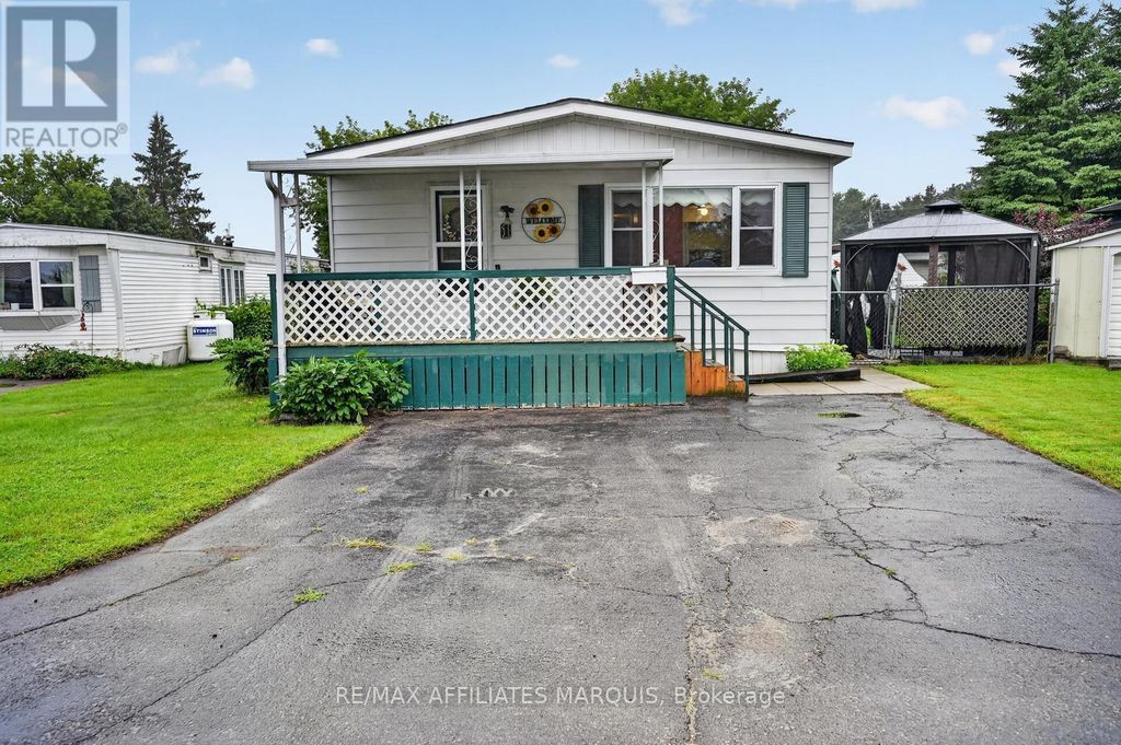 1 Kavanagh Drive, Rideau Lakes