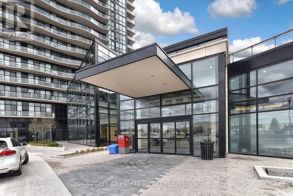 312 - 2910 Highway No, 7 Road W, Vaughan (concord)