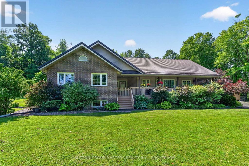 710 Maple Road, Loyalist (lennox And Addington - South)