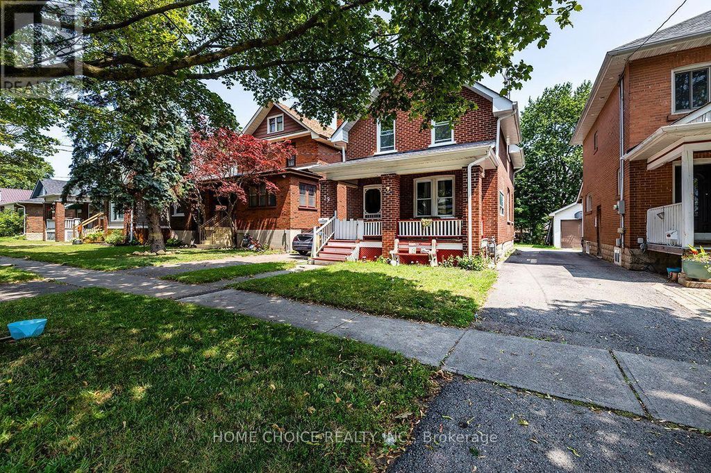 39 Burk Street, Oshawa (vanier)