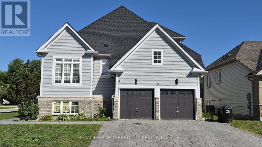 10 Culham Trail, Wasaga Beach
