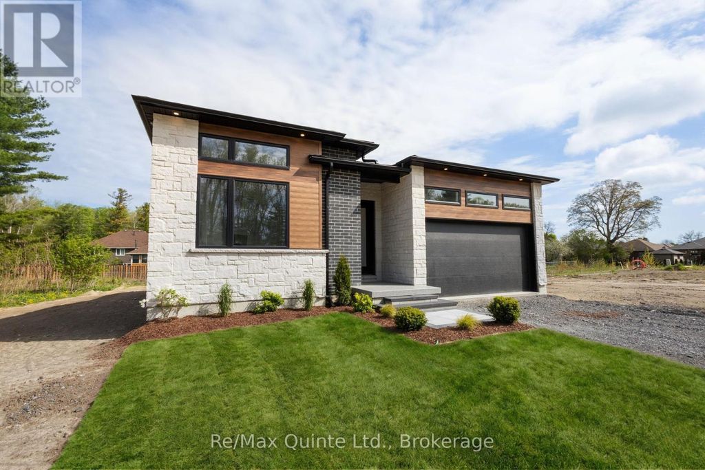 27 Exeter Court, Quinte West (murray Ward)