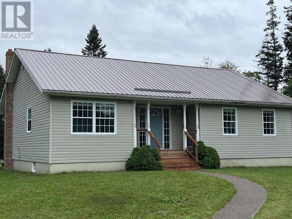 2076 Canavoy Road, St. Andrews