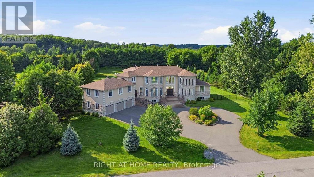 1607 Landel Drive, Ottawa