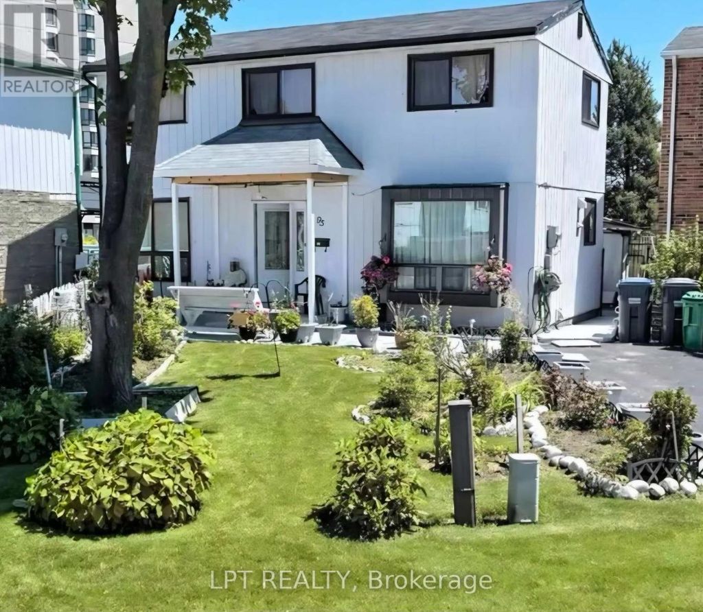 95 Huntingwood Crescent, Brampton (central Park)