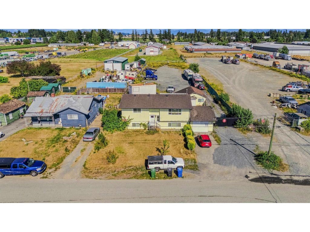 1850 Queen Street, Abbotsford