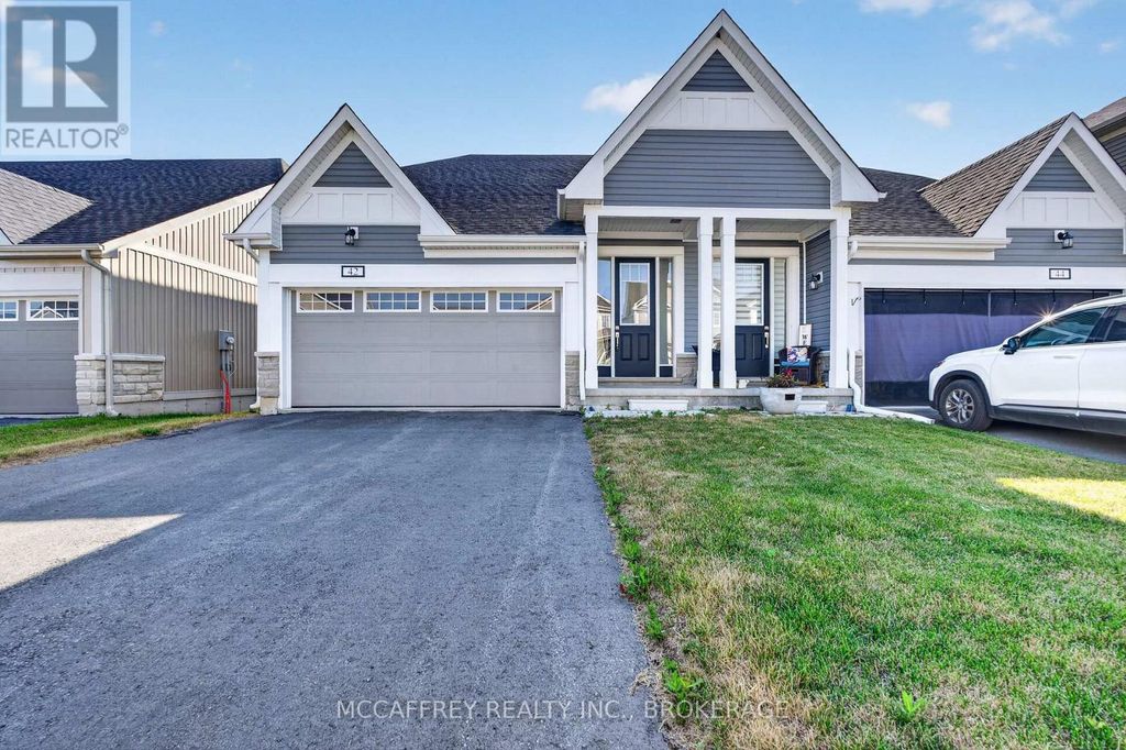 42 Golf Links Drive, Loyalist (bath)