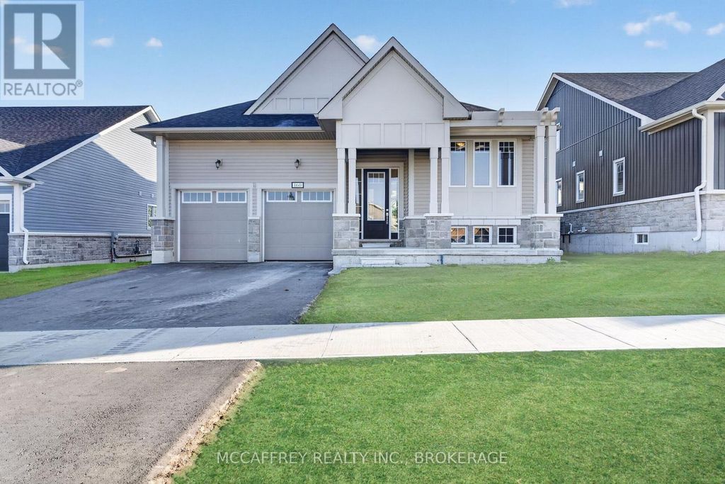 160 Country Club Drive, Loyalist (bath)