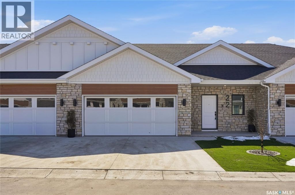 22 720 Brighton Boulevard, Saskatoon