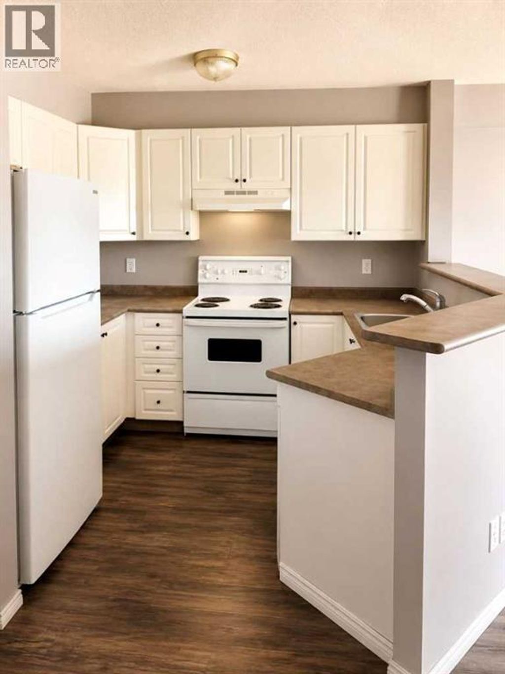310, 60 Lawford Avenue, Red Deer