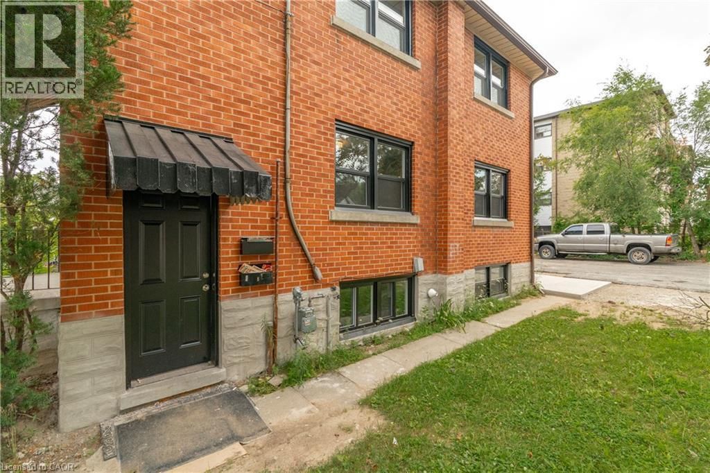 293 Highland Road E Unit# B, Kitchener