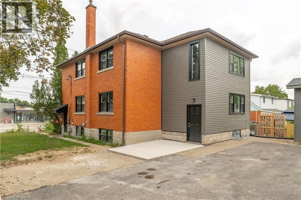 293 Highland Road E Unit# A, Kitchener