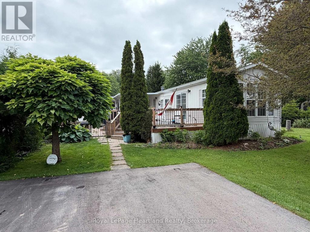 77719 Bluewater Hwy-45 Portside Highway, Central Huron (goderich)