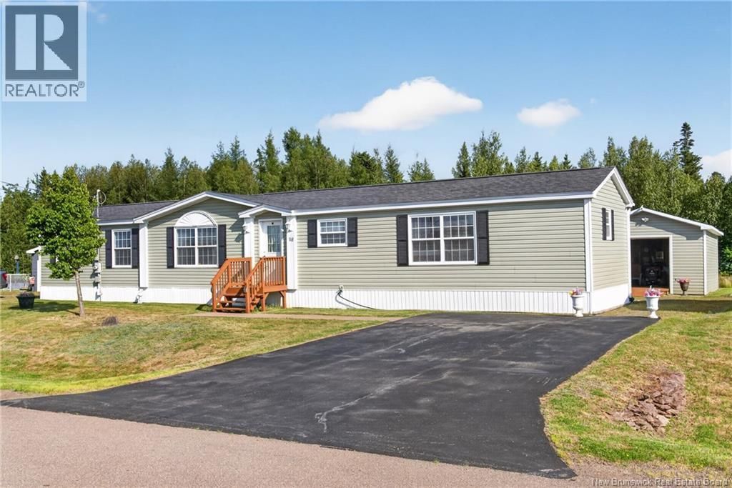 98 Hayward, Riverview