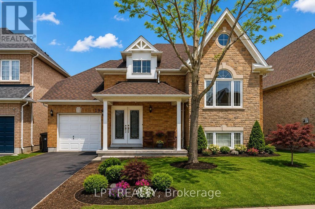 19 Treeline Boulevard, Brampton (vales Of Castlemore)