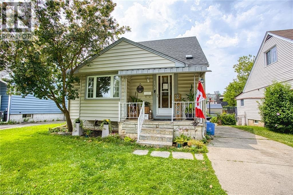 139 Glassco Avenue N, Hamilton