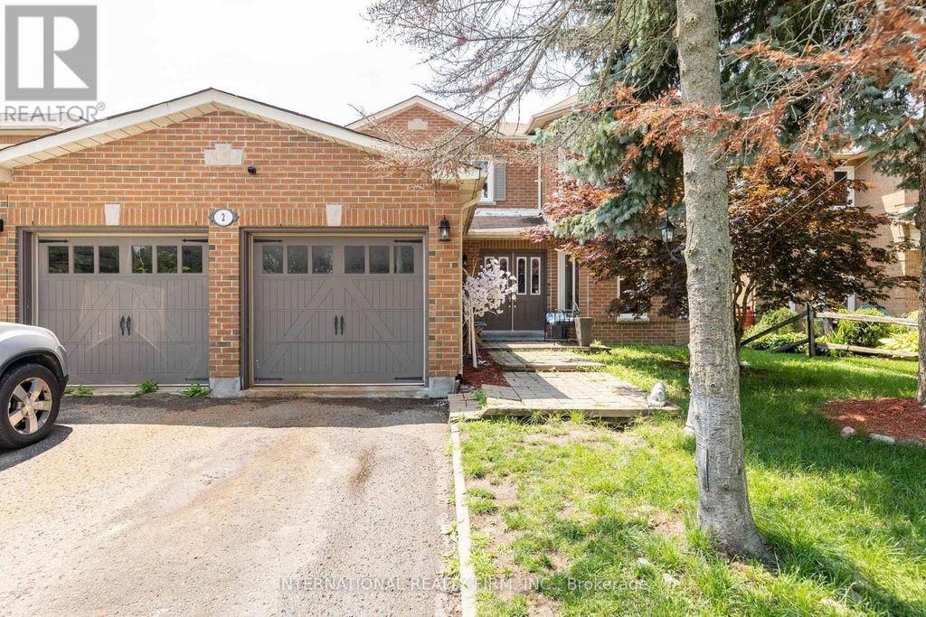 2 Hook Court, Barrie (west Bayfield)
