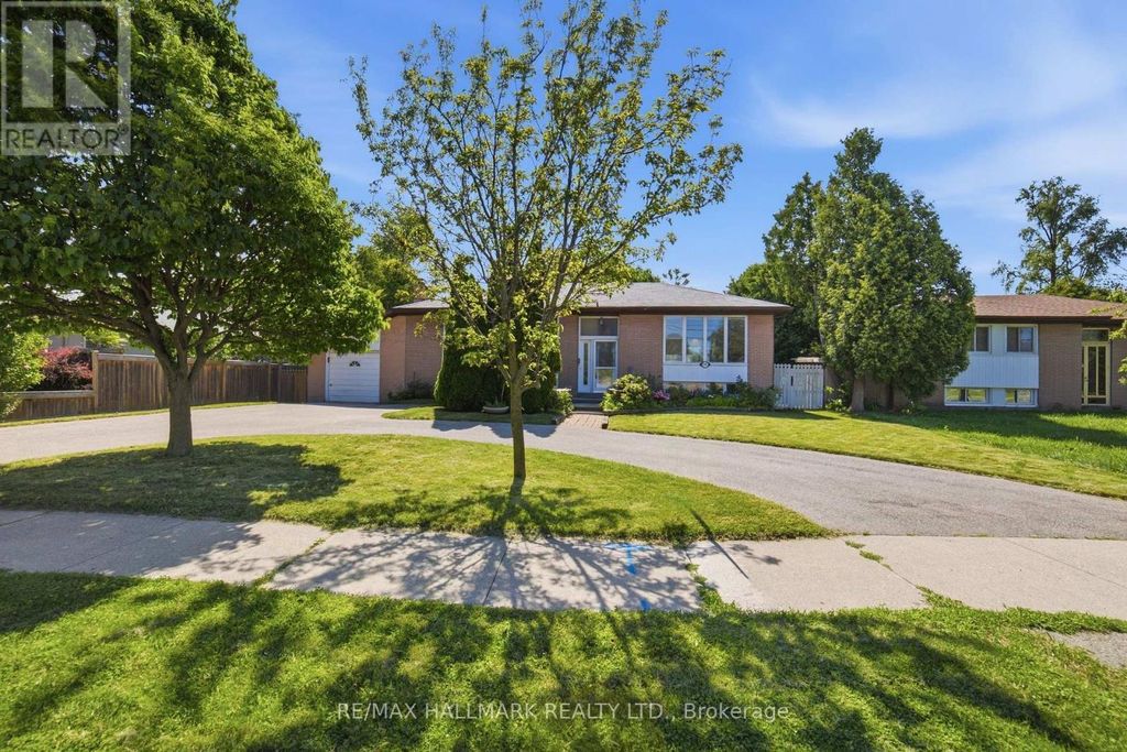 1392 Rebecca Street, Oakville (sw Southwest)