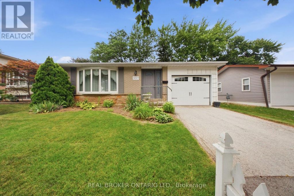 3157 Palmer Drive, Burlington (palmer)