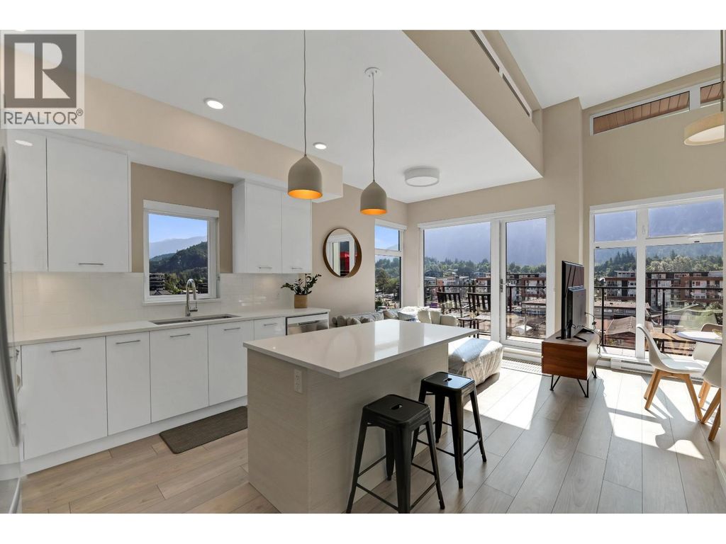 616 38033 Second Avenue, Squamish