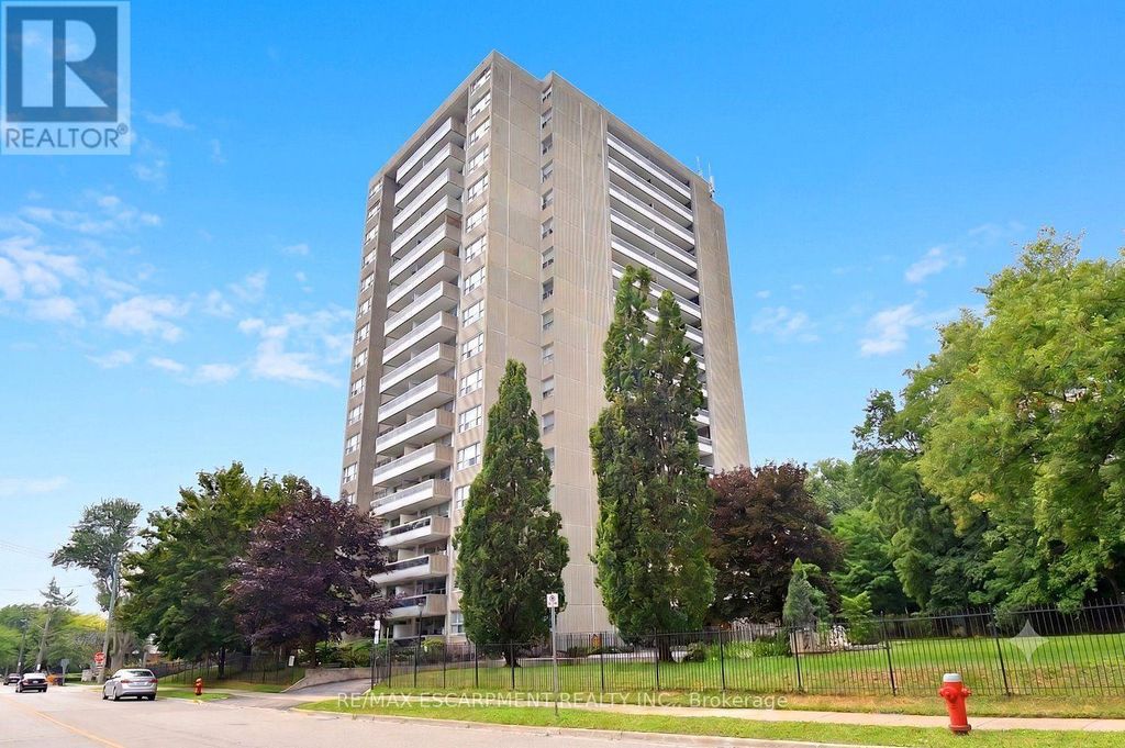 401 - 2263 Marine Drive, Oakville (br Bronte)