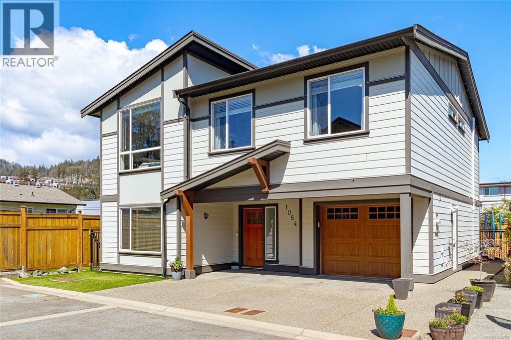 1054 Whitney Crt, Langford