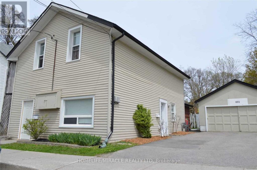 632 Union Street, Peterborough (town Ward 3)