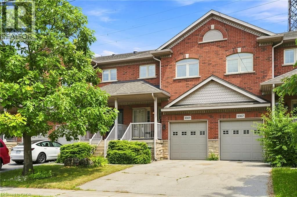 1069 Beach Boulevard, Hamilton
